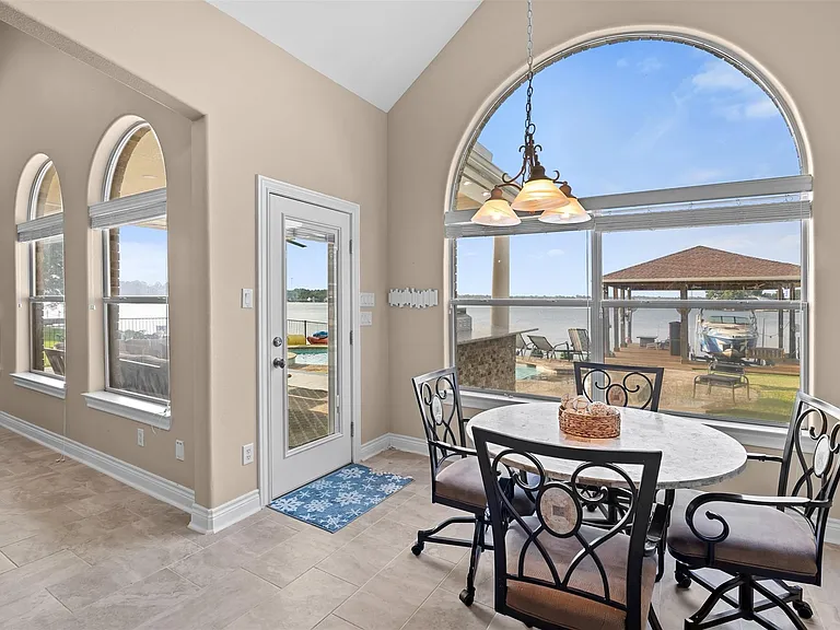14030 Shoreline Dr — Photo 14