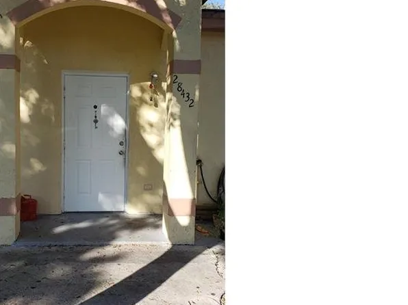 28432 SW 141st Pl, Homestead, FL 33033