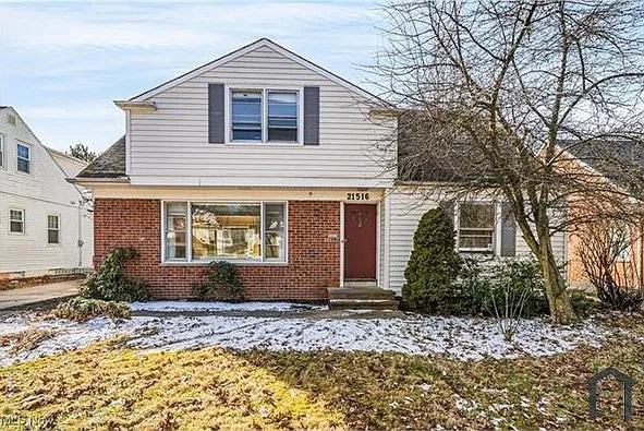21516 Halworth Rd — Photo 2