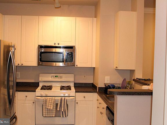 4th image of 2791 Centerboro Dr APT 77