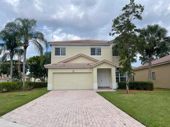 1993 NW 171st Ave, Pembroke Pines, FL 33028