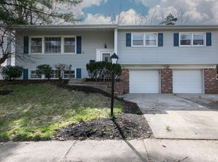 35 Wilk Rd, Edison, NJ 08837