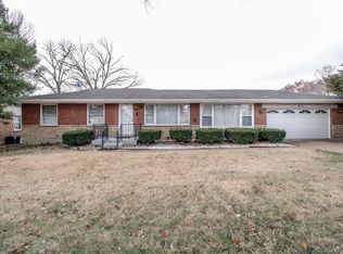 10449 Bellefontaine Rd, Saint Louis, MO 63137