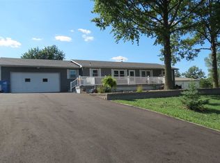 7901 NW Rochester Rd, Topeka, KS 66617