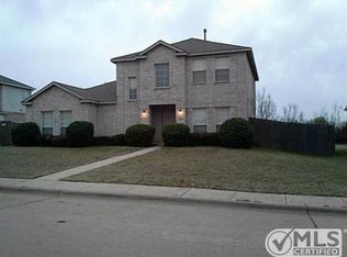 505 Summertree Ln, Desoto, TX 75115