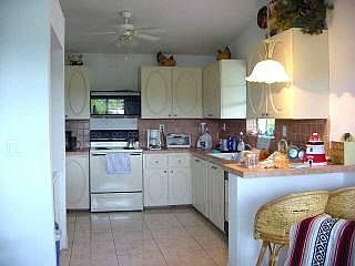 2nd image of 27 Harbor Pl
