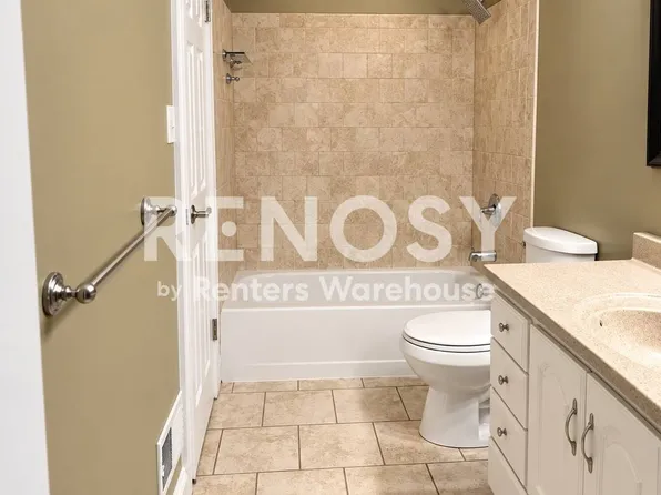 325 Rambling Ridge Ct, Pasadena, MD 21122