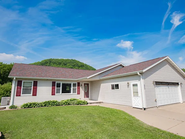 8075 6th St, Minnesota City, MN 55959