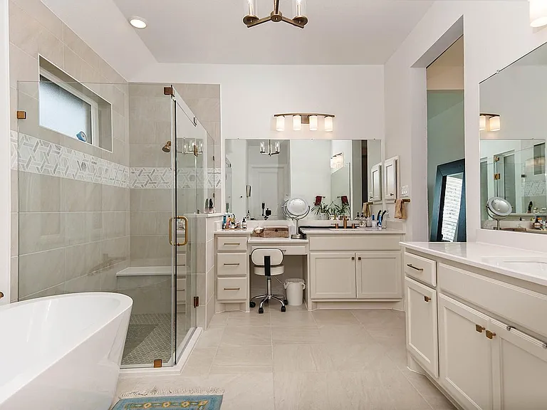 1137 Stillwater Pond Dr — Photo 16