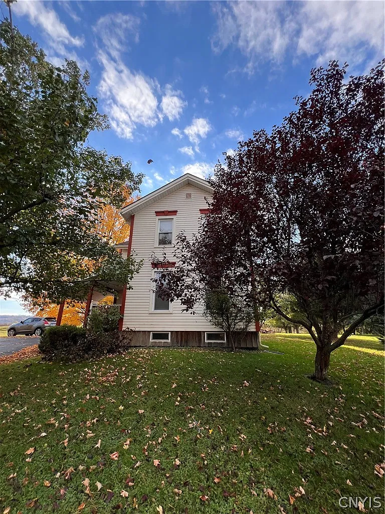 1 bed, 1.0 bath, 2540 sqft, $1,175 — Photo 2