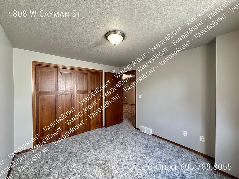 4808 W Cayman St — Photo 24