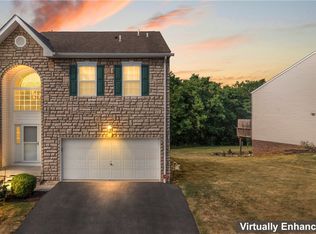 2105 Shawnee Dr, Washington, PA 15301