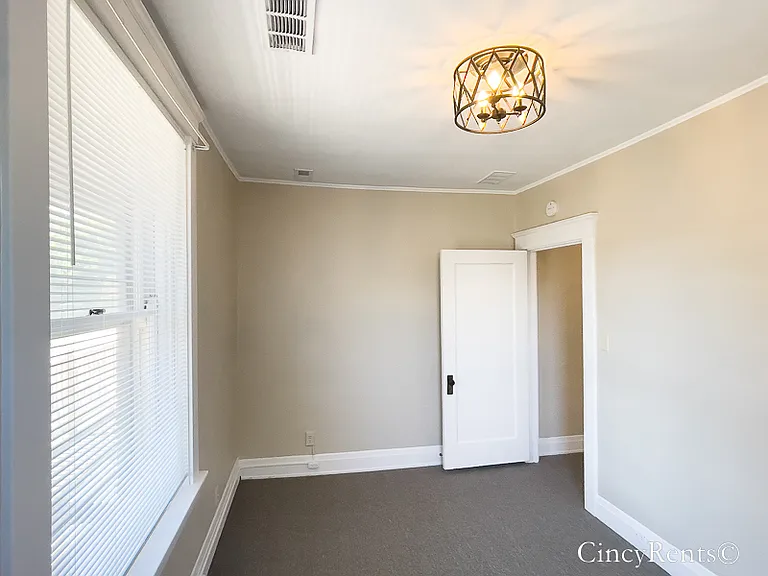 3718 Ault Park Ave — Photo 14