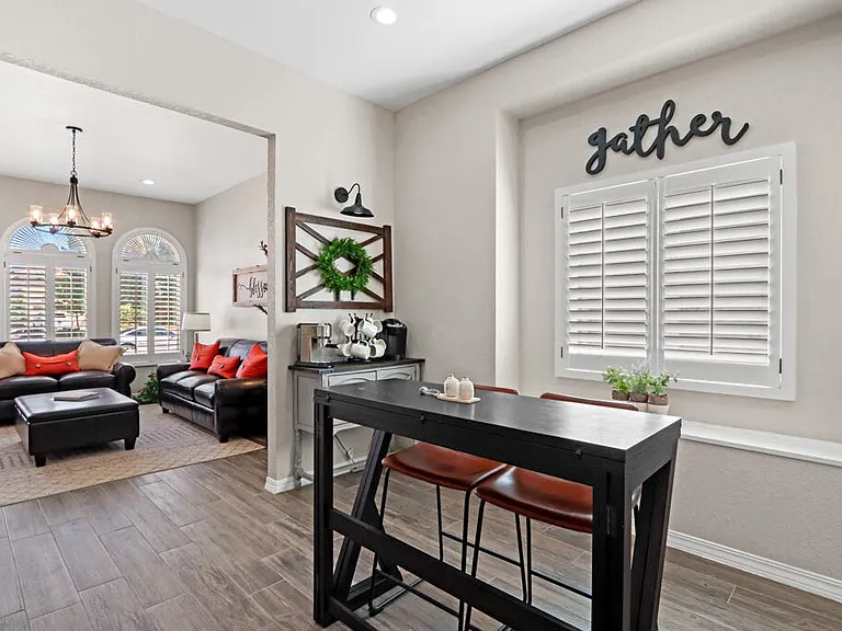 2037 Shreya St — Photo 18