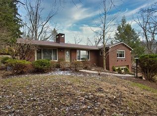 10 Rodgers Dr W, Pittsburgh, PA