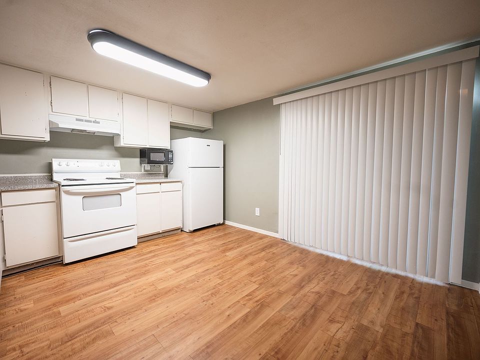 Advance Street Duplex 910 & 912 Advance St San Marcos TX Zillow