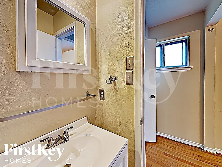 13630 Onyx Ln — Photo 8