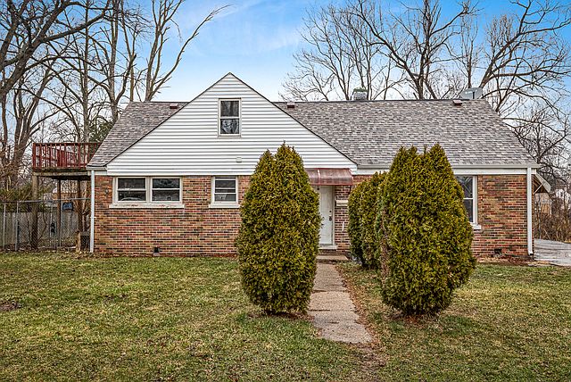 1st image of 9740 Castello Ave