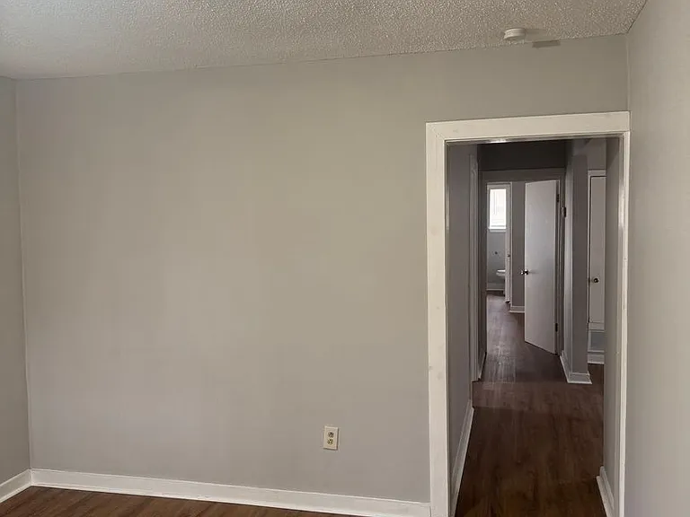 694 Hamilton St — Photo 9