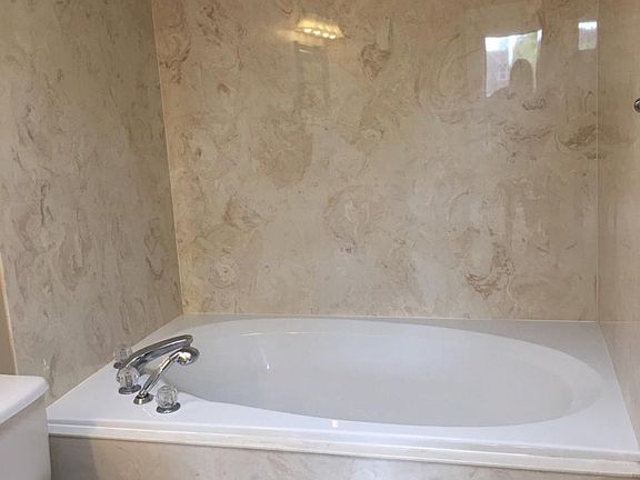 4th image of 6108 Nassif Ct NW