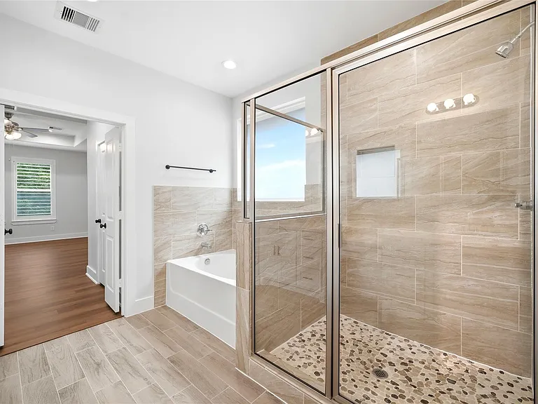 2125 Paul Quinn St — Photo 20