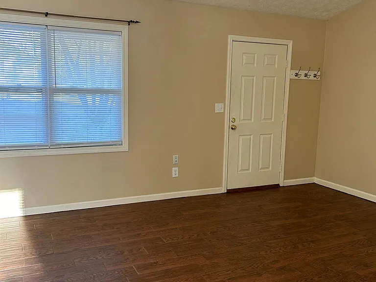 3210 Ashly Brooke Dr — Photo 3