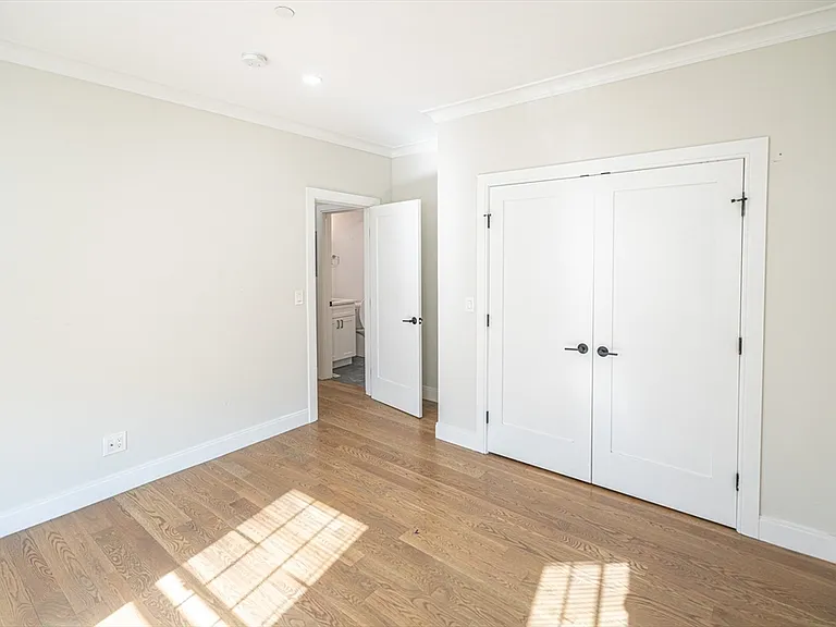 41 Fairbanks St #3 — Photo 12
