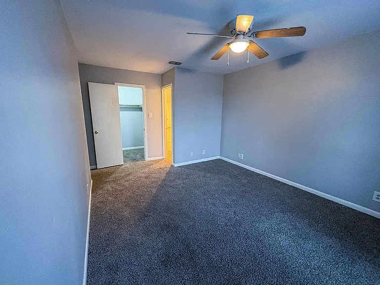Wyndham Hill Apartments conveniently located in Southeast Tyler — Photo 34