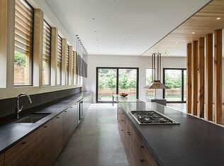 3320 University Blvd, Houston, TX 77005