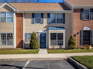 71 Winchester Ave, Peekskill, NY 10566