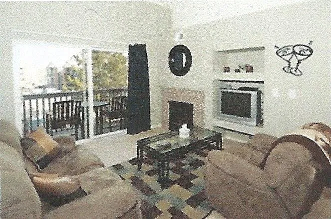 6310 Oak St #308 — Photo 3