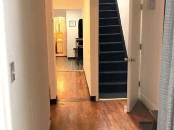 31-10 95th Street image 3 of 7