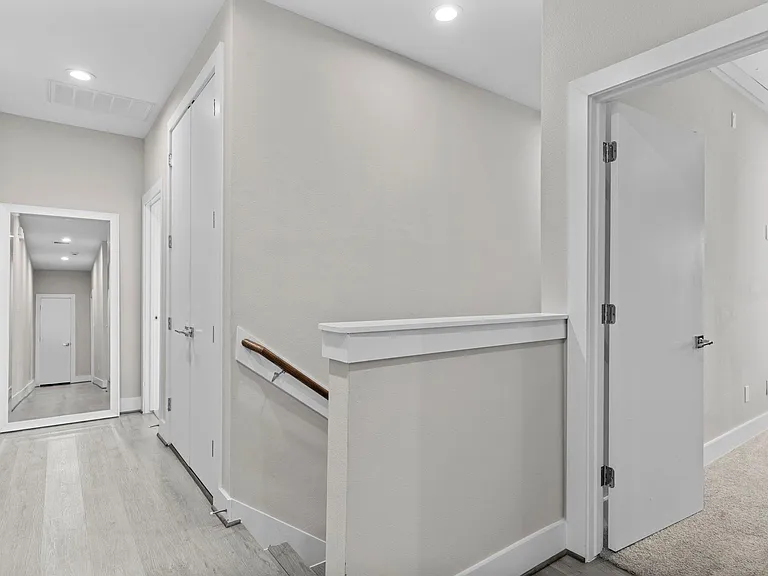 851 Prosper St — Photo 31