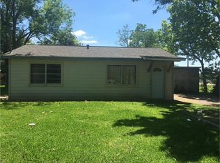 8618 Hawk Rd, Pearland, TX 77584