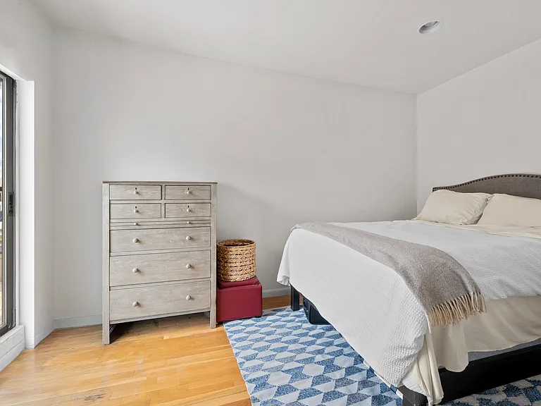 41 W 85th St #4-A — Photo 10
