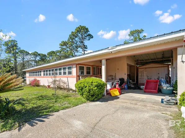 1308 Pensacola Dr, Lillian, AL 36549