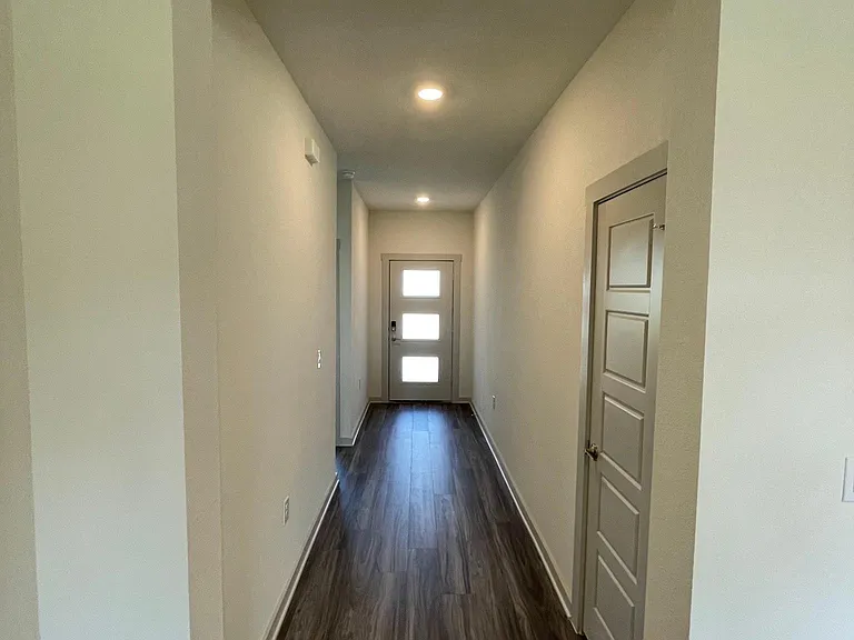 13624 Lubeck Dr — Photo 3