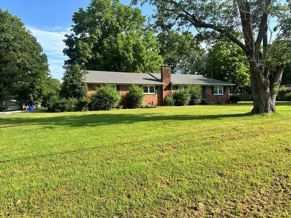 25 Northwood Dr, Mc Kenzie, TN 38201