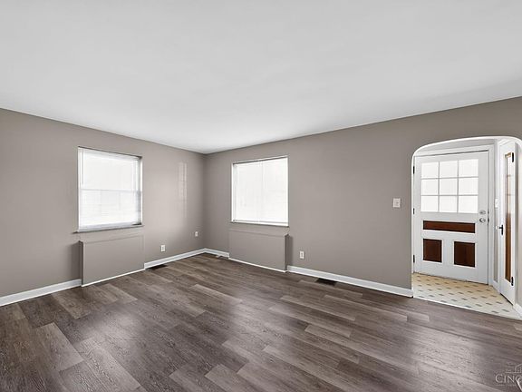 5th image of 6621 Winton Rd