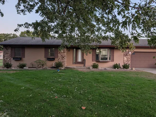 51630 Trailwood Ct, Granger, IN 46530