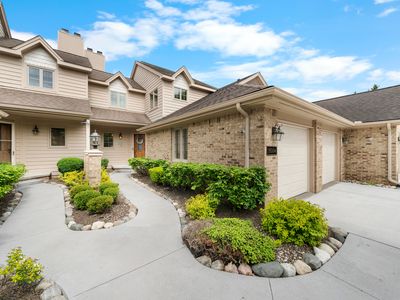 18004 Blue Heron Pointe Dr, Northville, MI, 48168