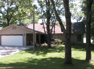 5187 Wixom Dr, Beaverton, MI 48612