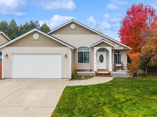 102 Buffalo Square Ct, Kalispell, MT 59901