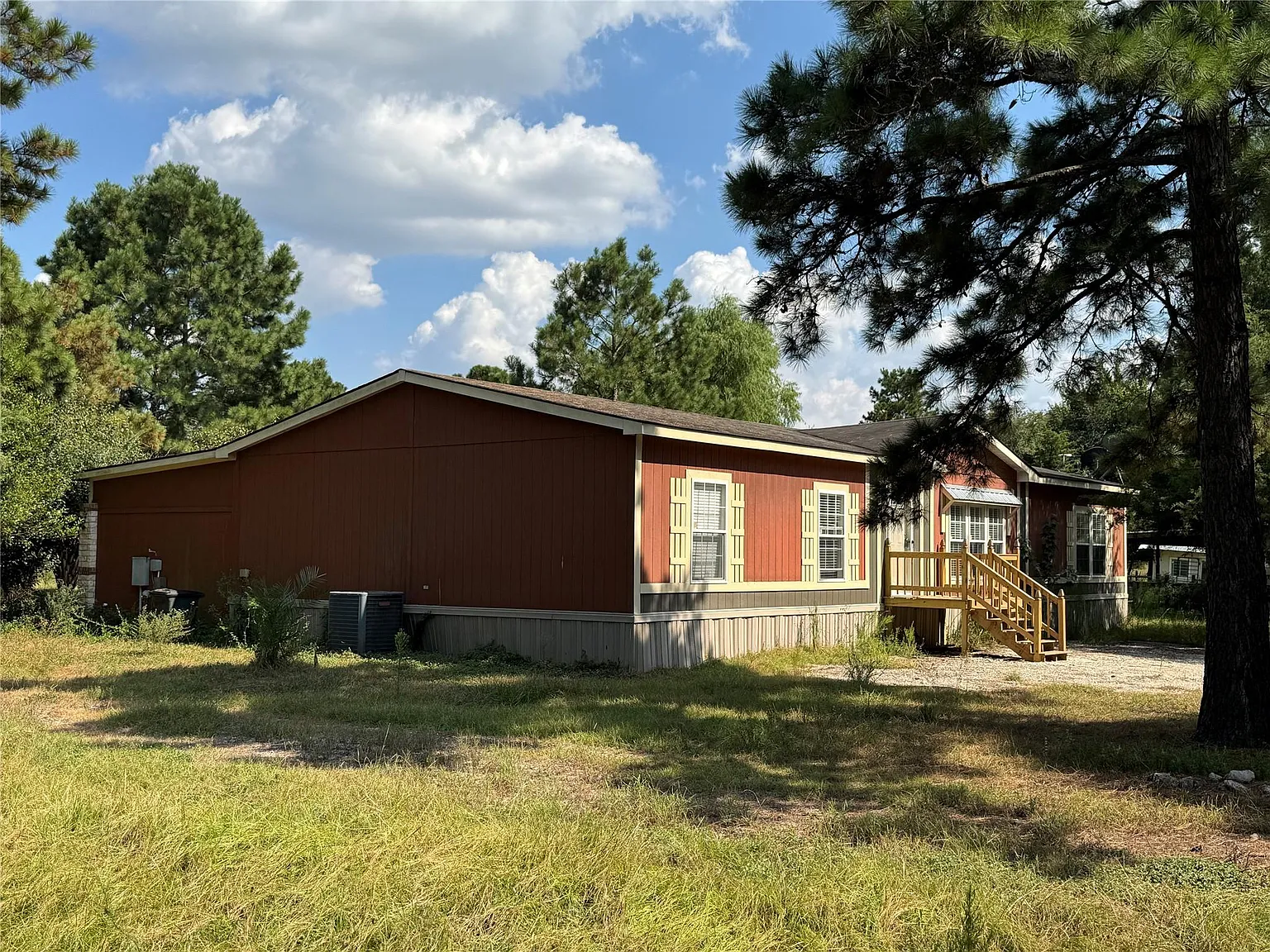 4 bed, 2.0 bath, 1456 sqft, $2,200 — Photo 4