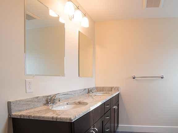 5th image of 1444 N Orkney St