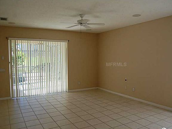 5th image of 247 Bonville Dr