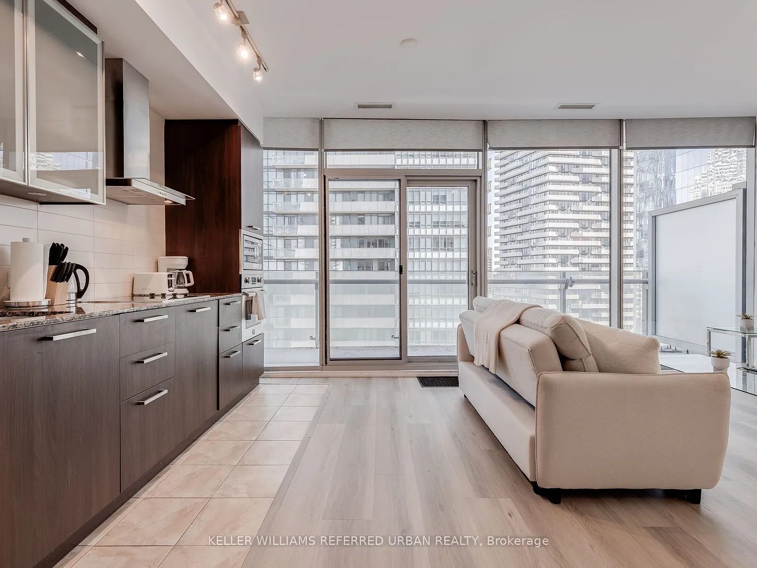 2 bed, $3,000 — Photo 1