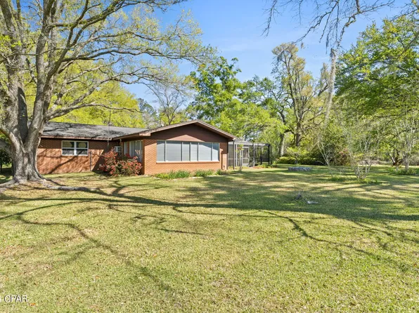 2681 Traverse Dr, Vernon, FL 32462