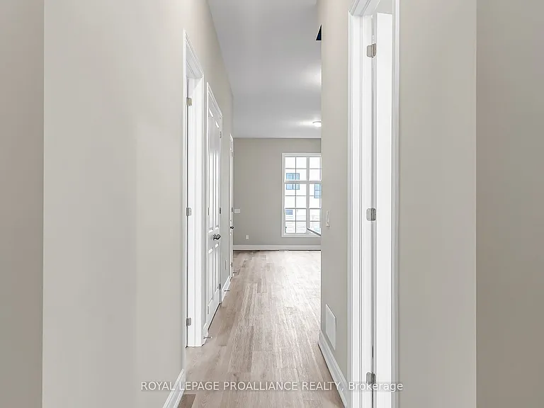 873 Charles Wilson Pkwy — Photo 3