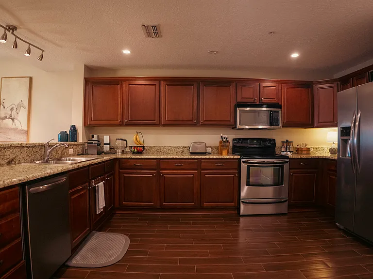 225 Seminole Blvd #303 — Photo 9